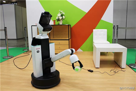 日本 AI 公司联合丰田打造家务机器人，承担家庭清洁重任